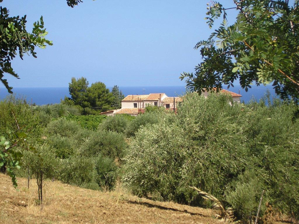Il Casale Il Sole E La Margherita Campofelice di Roccella Kültér fotó